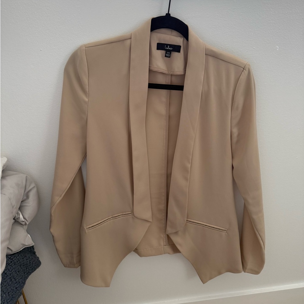 tan lulus blazer size xs